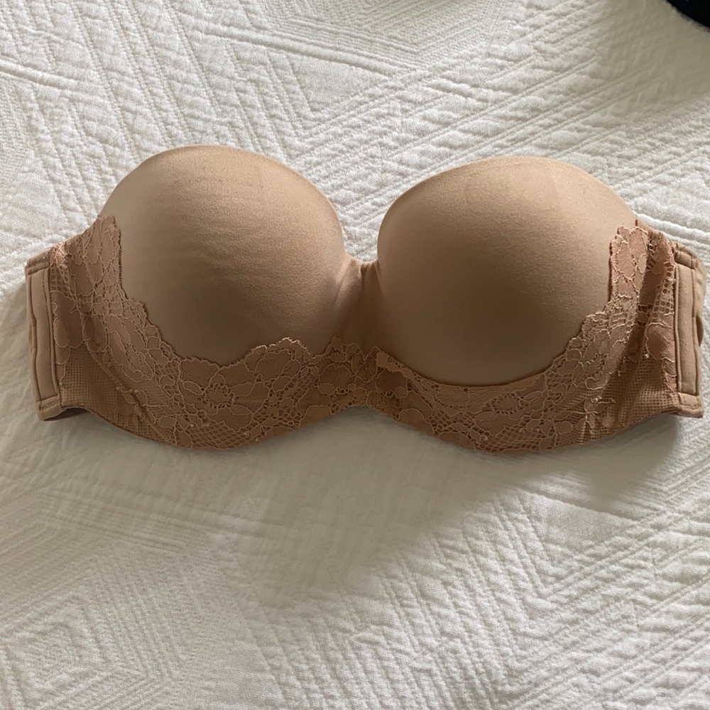 Victoria Secret nude strapless bra 34C